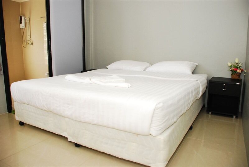 Taylor'S Guesthouse Hua Hin Dış mekan fotoğraf